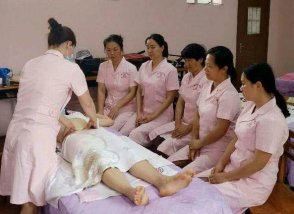 專業守護，無痛呵護 高級催乳師引領產后乳房健康管理新體驗